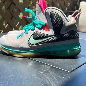 2011 Lebron South beach 9s